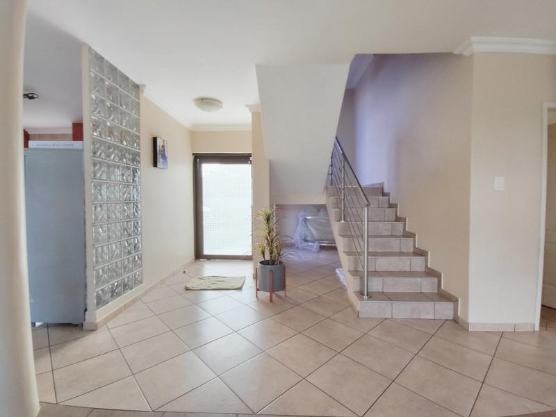 6 Bedroom Property for Sale in Montana Park Gauteng