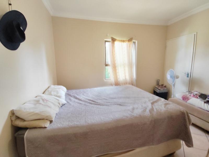 6 Bedroom Property for Sale in Montana Park Gauteng