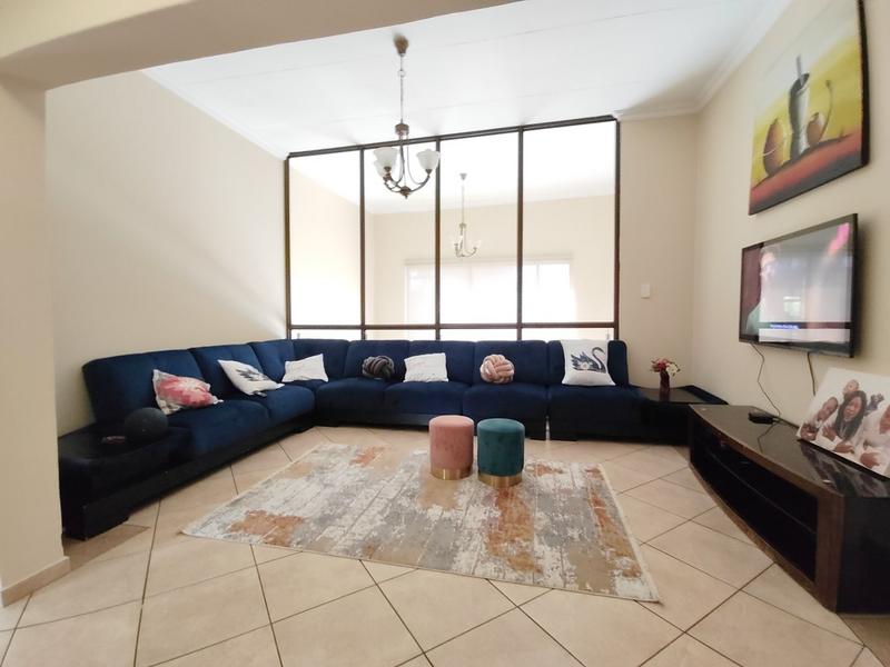 6 Bedroom Property for Sale in Montana Park Gauteng