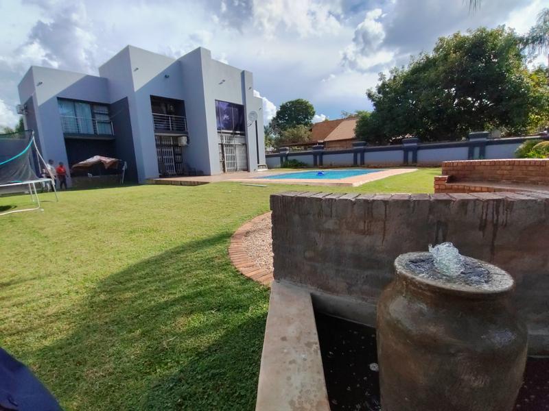 6 Bedroom Property for Sale in Montana Park Gauteng