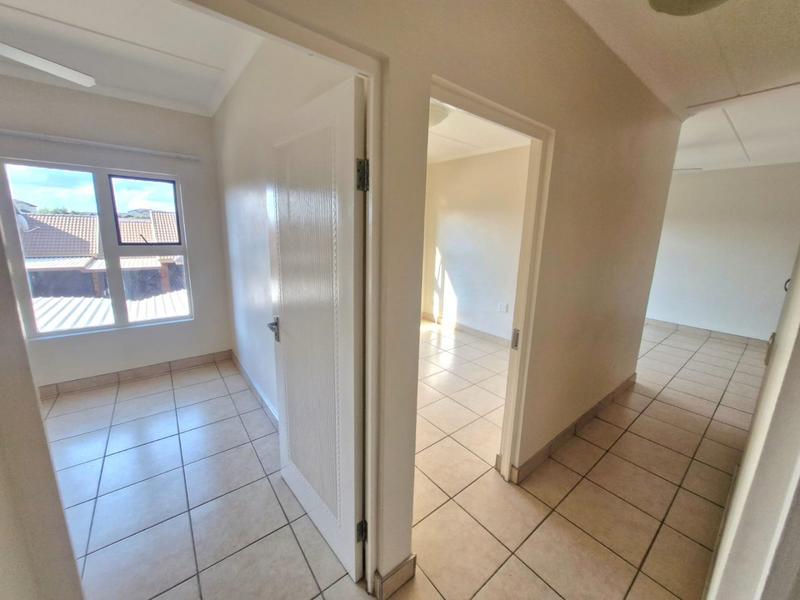 2 Bedroom Property for Sale in Montana Tuine Gauteng