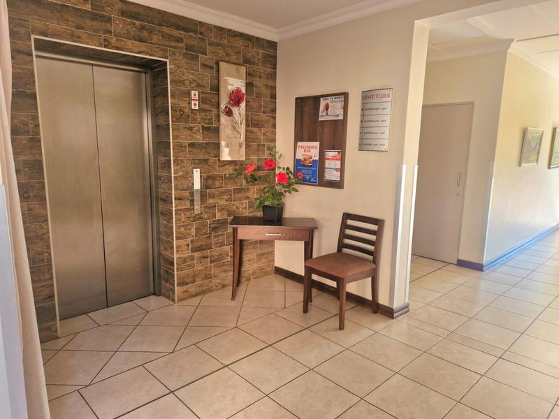 2 Bedroom Property for Sale in Montana Tuine Gauteng