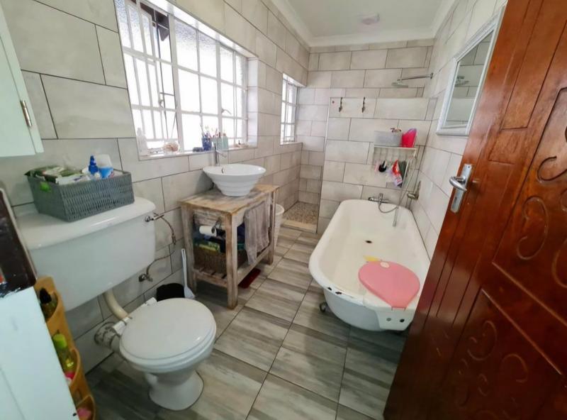 5 Bedroom Property for Sale in Wonderboom Gauteng