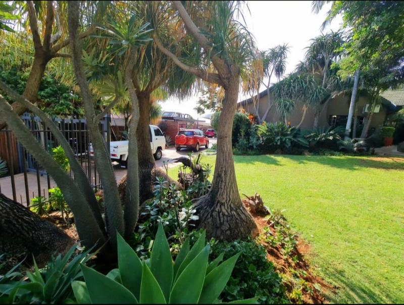 5 Bedroom Property for Sale in Wonderboom Gauteng