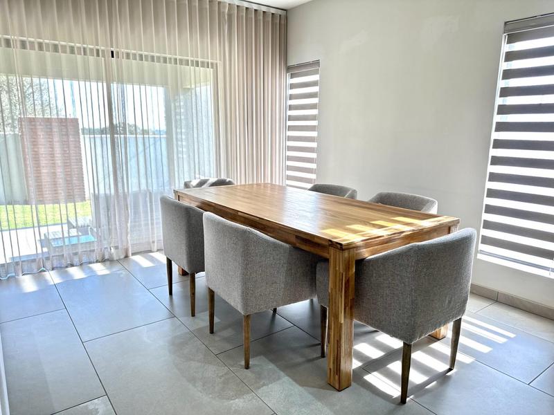 3 Bedroom Property for Sale in Crowthorne Gauteng