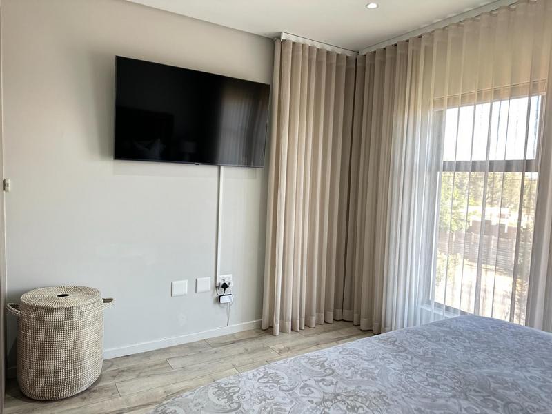 3 Bedroom Property for Sale in Crowthorne Gauteng