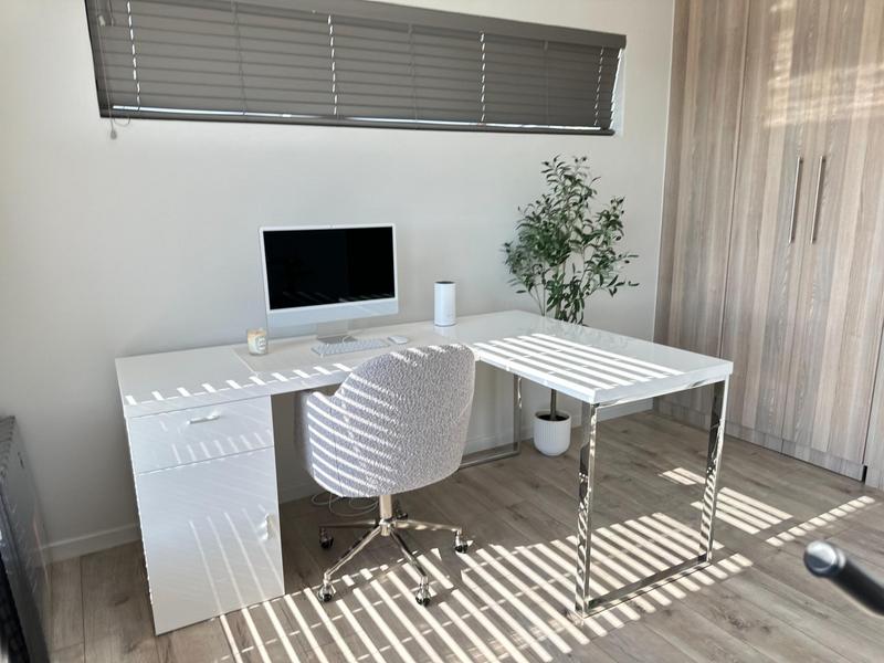 3 Bedroom Property for Sale in Crowthorne Gauteng
