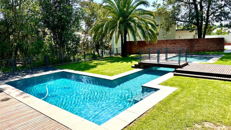 3 Bedroom Property for Sale in Crowthorne Gauteng