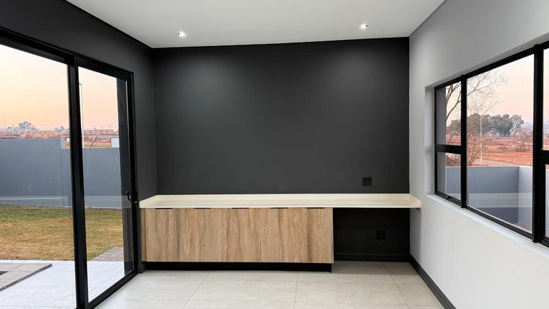 3 Bedroom Property for Sale in Fountainbrook Estate Gauteng