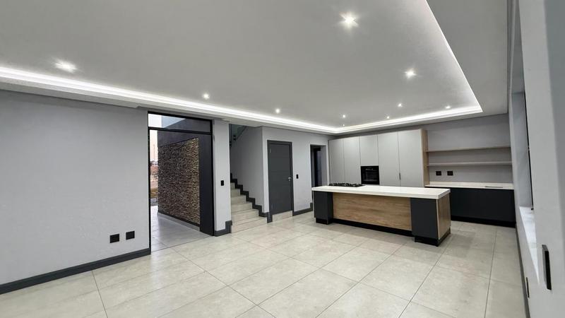3 Bedroom Property for Sale in Fountainbrook Estate Gauteng