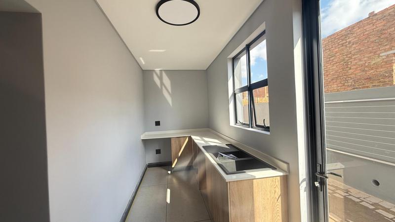 4 Bedroom Property for Sale in Fountainbrook Estate Gauteng