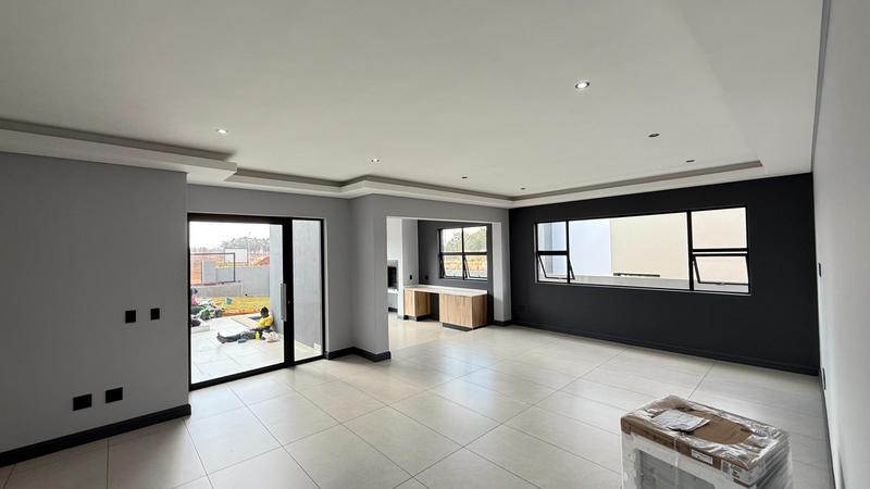 4 Bedroom Property for Sale in Fountainbrook Estate Gauteng