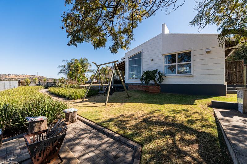 5 Bedroom Property for Sale in Rangeview Gauteng