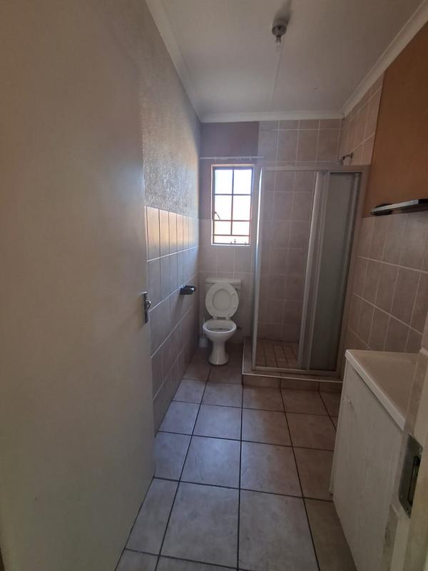 To Let 3 Bedroom Property for Rent in Halfway Gardens Gauteng
