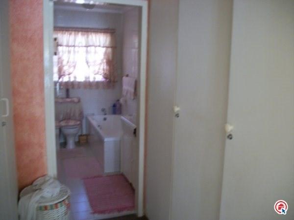 To Let 3 Bedroom Property for Rent in Birch Acres Gauteng