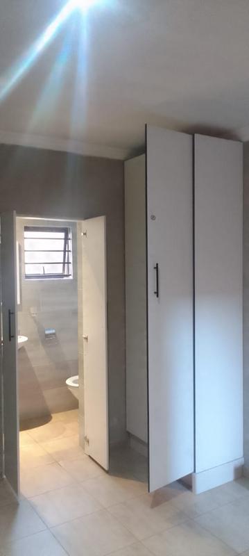 10 Bedroom Property for Sale in Protea Glen Gauteng