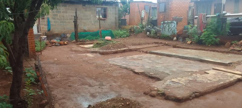 2 Bedroom Property for Sale in Thulani Gauteng