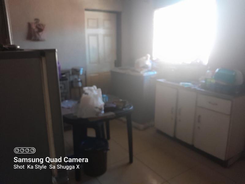 6 Bedroom Property for Sale in Tembisa Central Gauteng