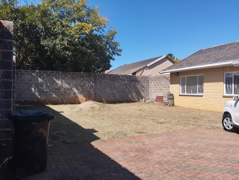 3 Bedroom Property for Sale in Klopperpark Gauteng