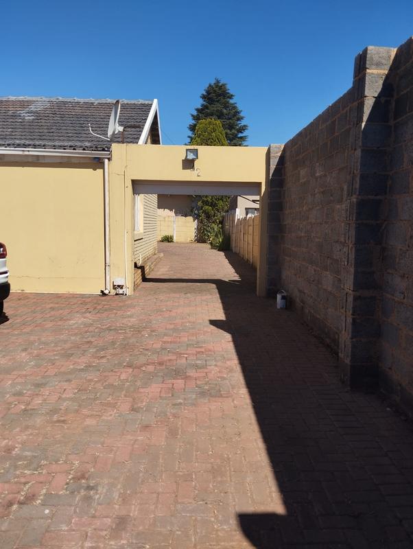 3 Bedroom Property for Sale in Klopperpark Gauteng
