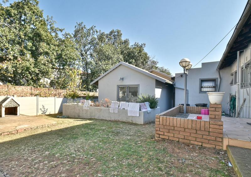 4 Bedroom Property for Sale in Oakdene Gauteng