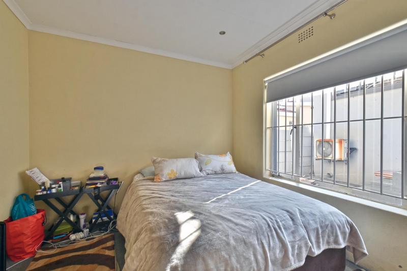 4 Bedroom Property for Sale in Oakdene Gauteng
