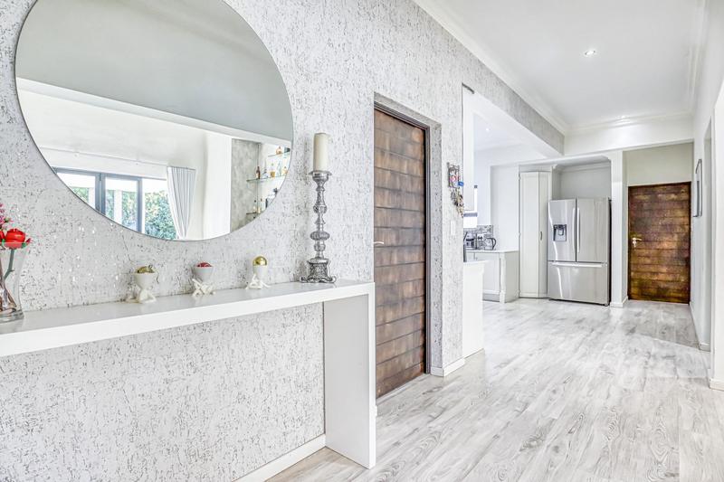4 Bedroom Property for Sale in Copperleaf Estate Gauteng