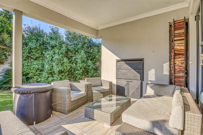 4 Bedroom Property for Sale in Copperleaf Estate Gauteng
