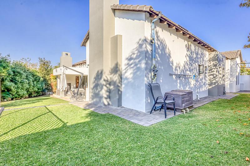 4 Bedroom Property for Sale in Copperleaf Estate Gauteng