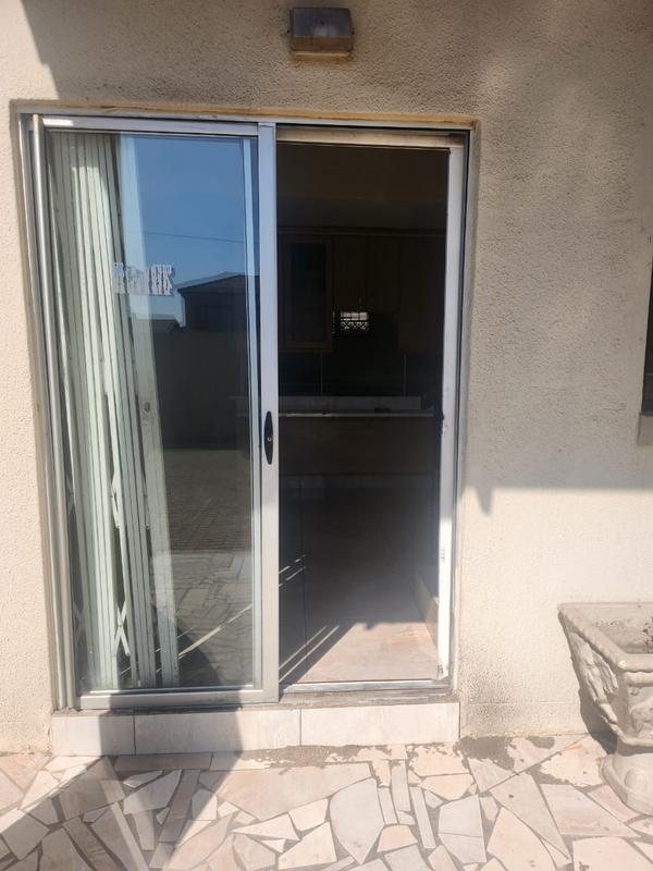 To Let 3 Bedroom Property for Rent in Ormonde Gauteng