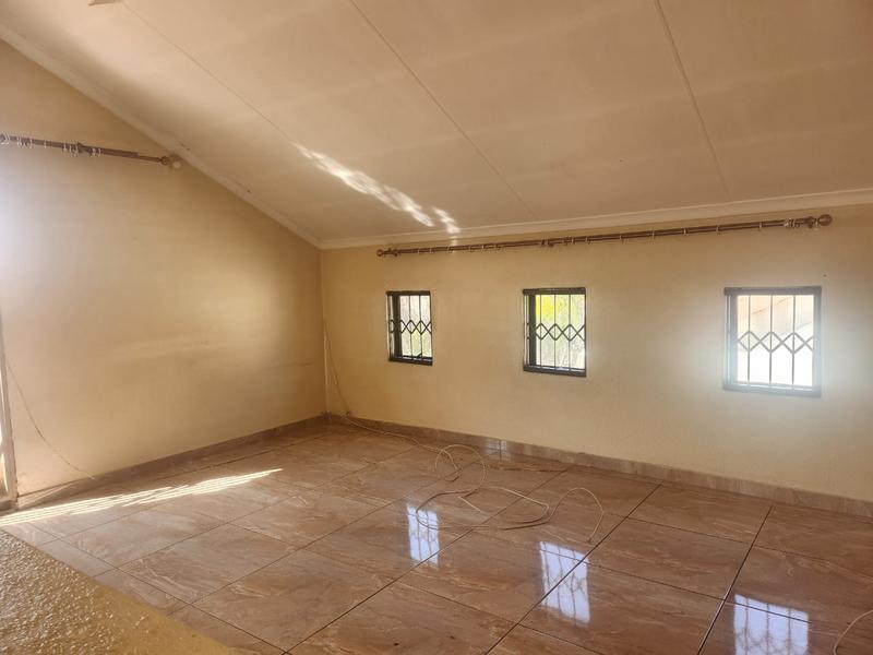 To Let 3 Bedroom Property for Rent in Ormonde Gauteng