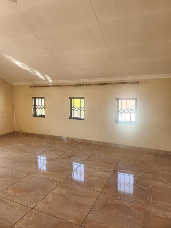 To Let 3 Bedroom Property for Rent in Ormonde Gauteng