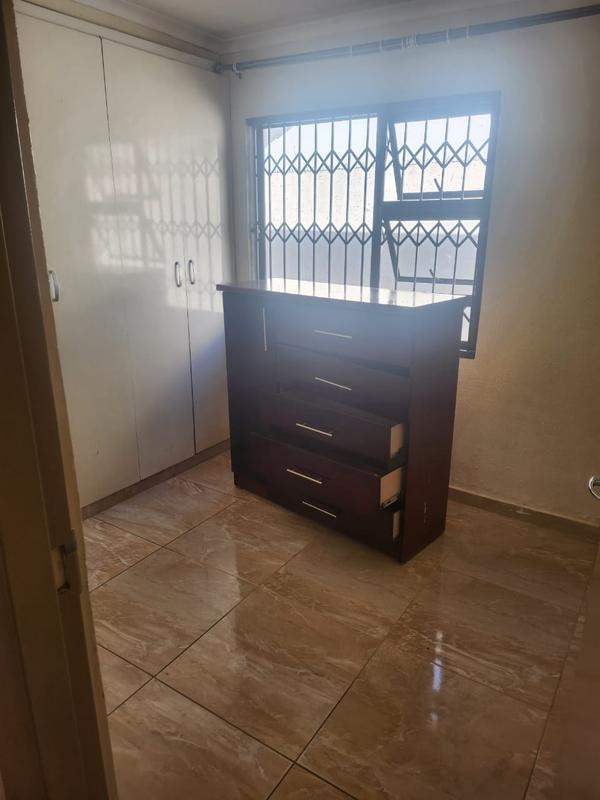 To Let 3 Bedroom Property for Rent in Ormonde Gauteng
