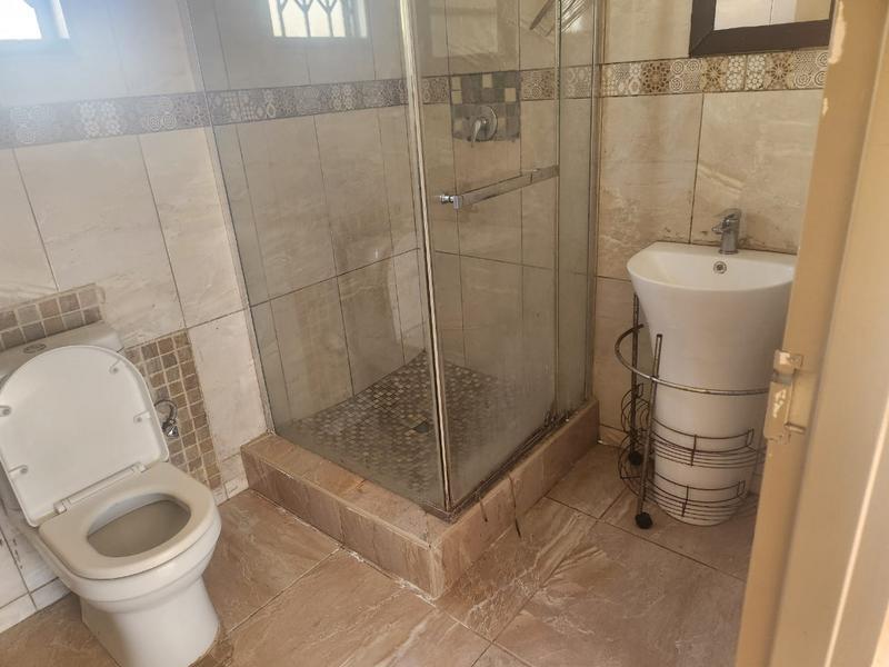 To Let 3 Bedroom Property for Rent in Ormonde Gauteng