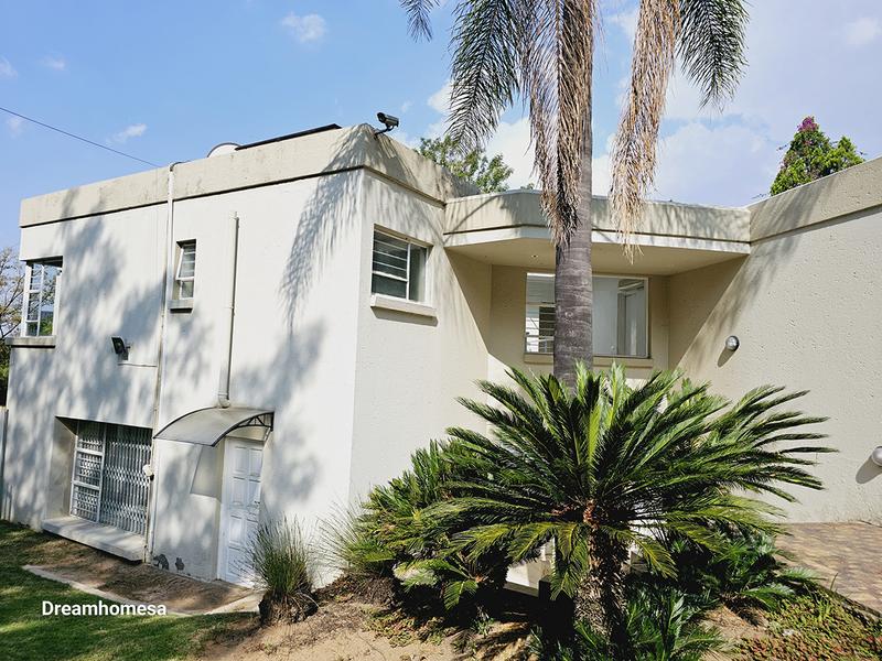 To Let 5 Bedroom Property for Rent in Morningside Gauteng