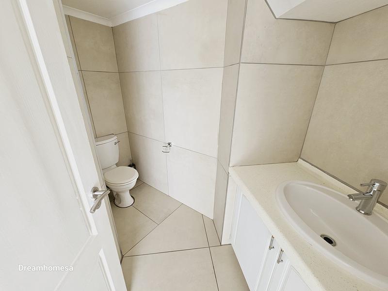 To Let 5 Bedroom Property for Rent in Morningside Gauteng