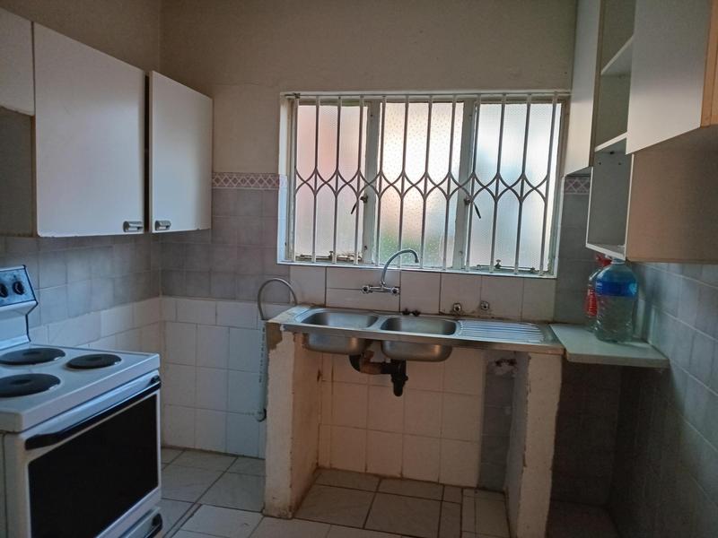 To Let 2 Bedroom Property for Rent in Randburg Central Gauteng