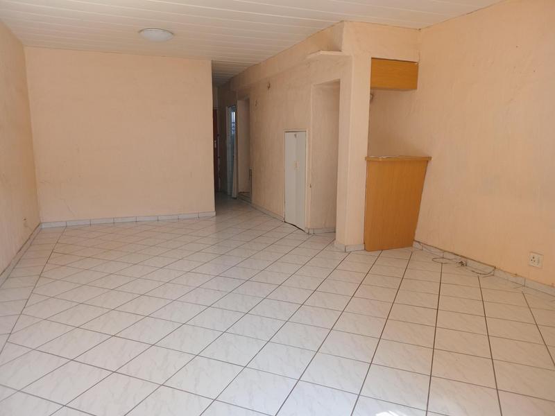 To Let 2 Bedroom Property for Rent in Randburg Central Gauteng
