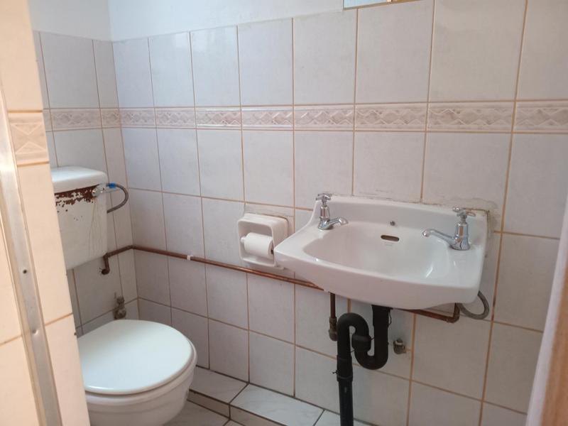 To Let 2 Bedroom Property for Rent in Randburg Central Gauteng