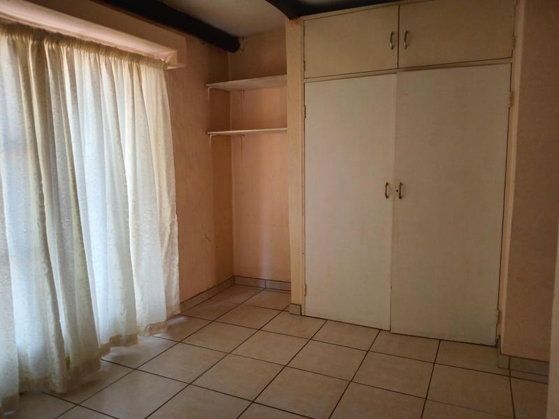To Let 2 Bedroom Property for Rent in Randburg Central Gauteng