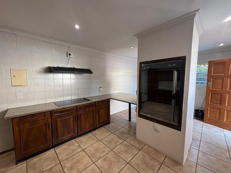 4 Bedroom Property for Sale in Kloofendal Gauteng