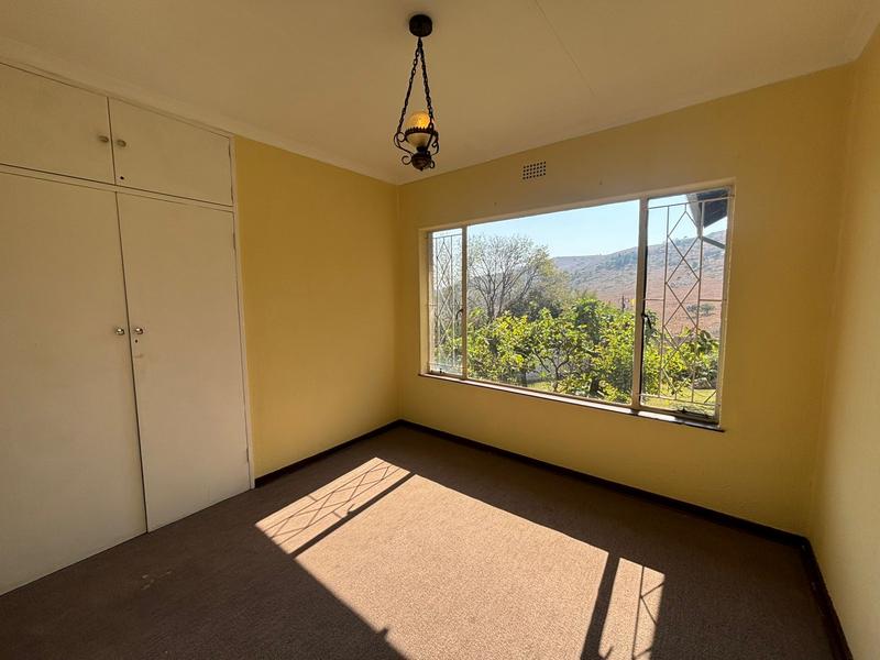 4 Bedroom Property for Sale in Kloofendal Gauteng