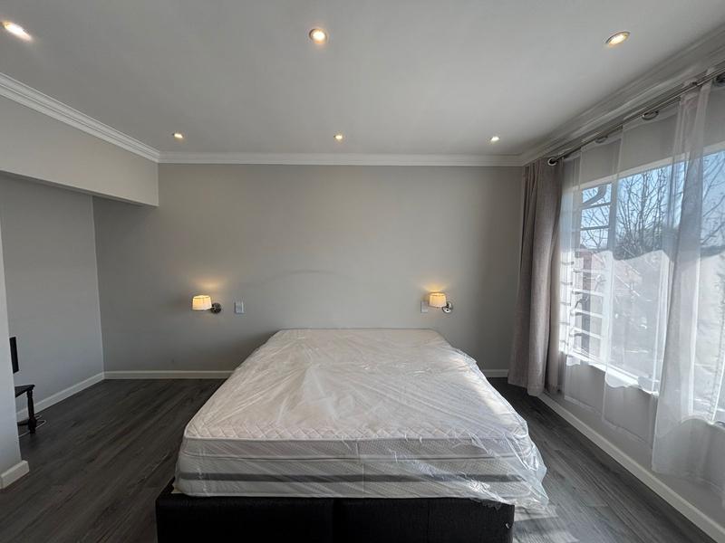 4 Bedroom Property for Sale in Kloofendal Gauteng