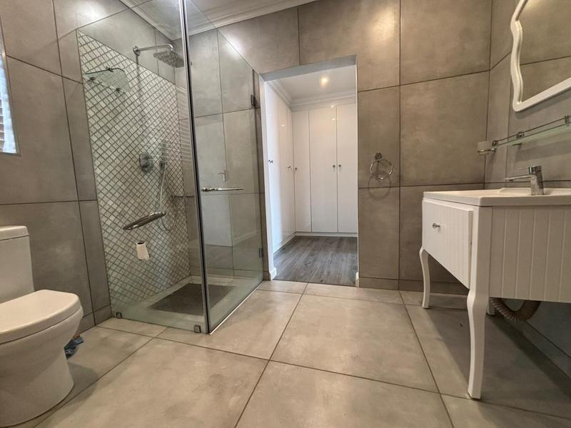 4 Bedroom Property for Sale in Kloofendal Gauteng