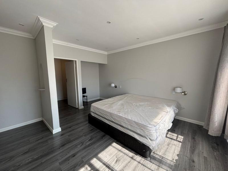 4 Bedroom Property for Sale in Kloofendal Gauteng