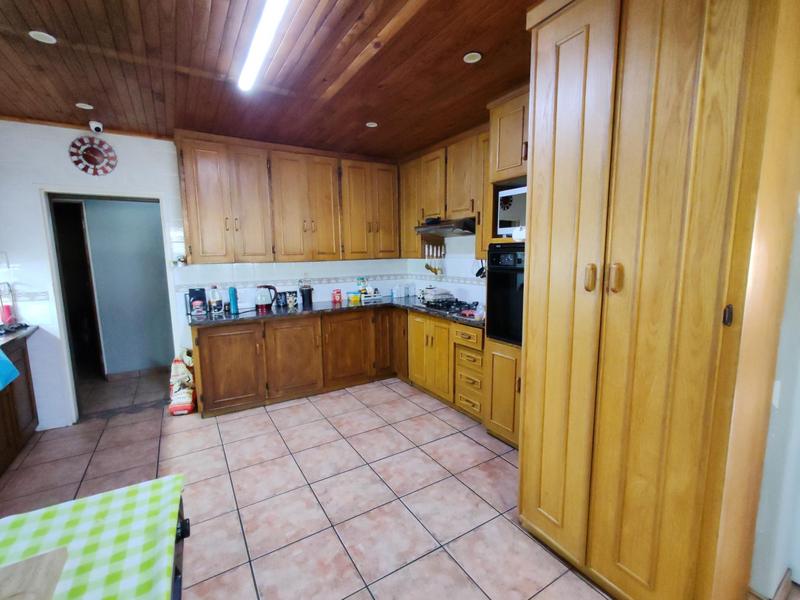 4 Bedroom Property for Sale in Kookrus Gauteng