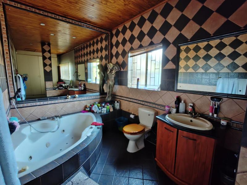 4 Bedroom Property for Sale in Kookrus Gauteng