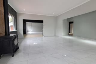 To Let 4 Bedroom Property for Rent in Brackenhurst Gauteng