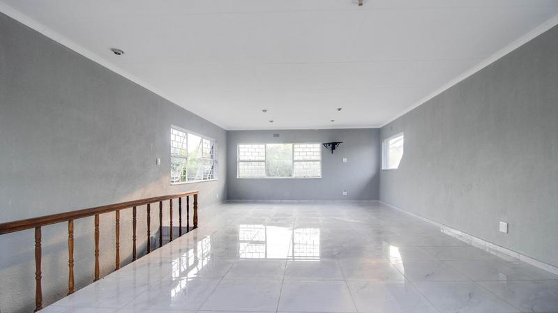 To Let 4 Bedroom Property for Rent in Brackenhurst Gauteng