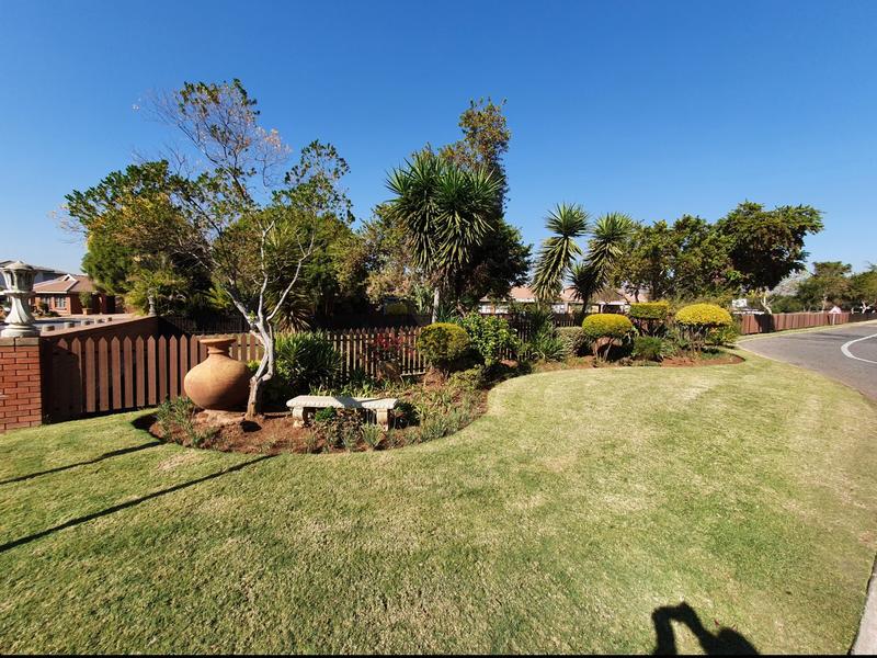 2 Bedroom Property for Sale in Montana Gauteng